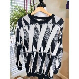 Grunge 90's Forever 21 Black and‎ White Sweater Small